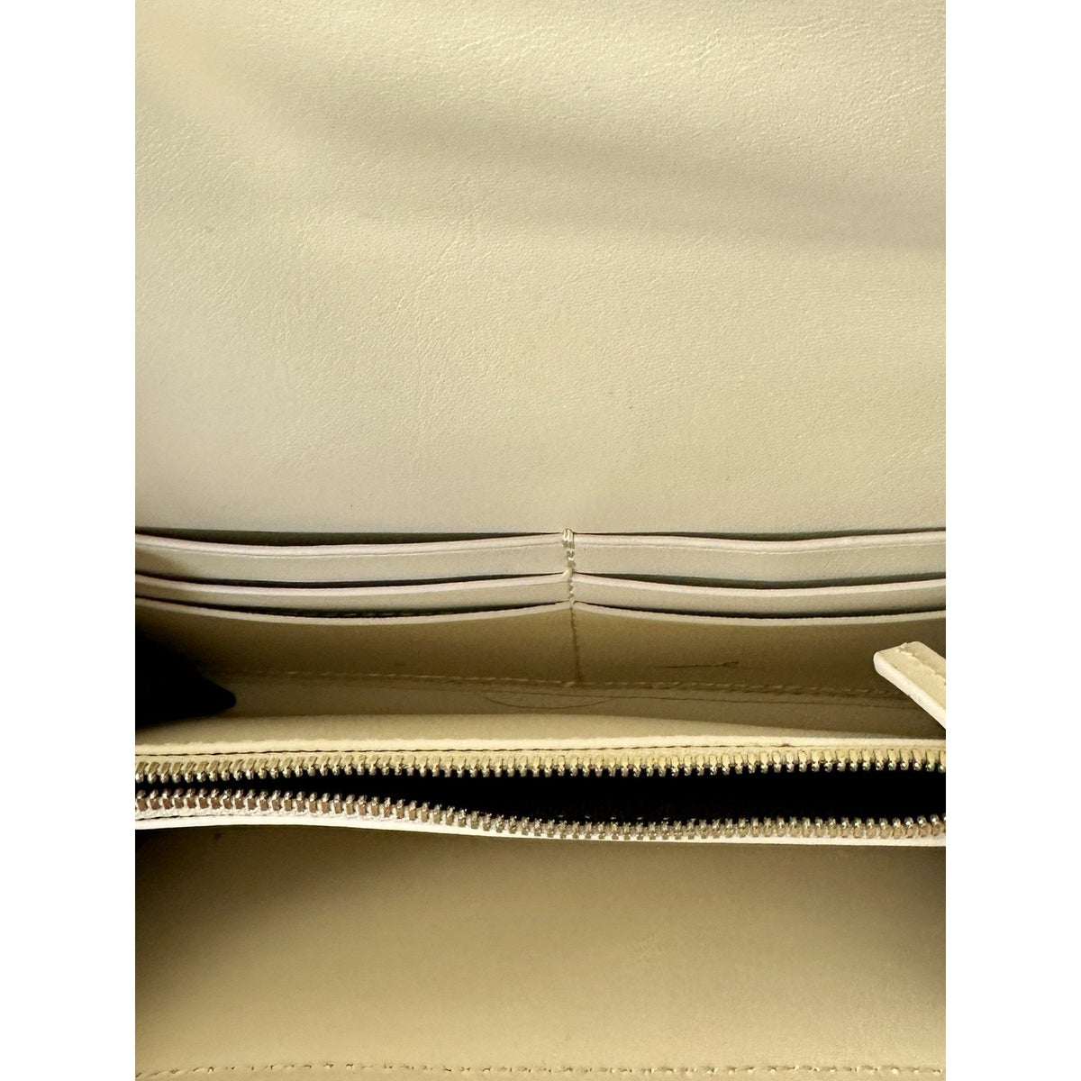 Zac Posen Women’s Leather Small Crossbody Bag in Ivory with detachable strap.