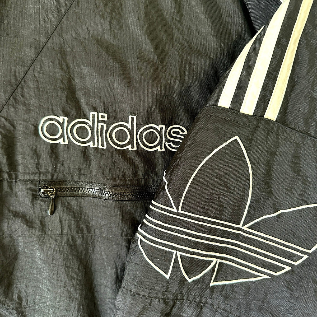 Vintage Adidas Men’s Large Black Puffer Jacket Trefoil Hooded 90s